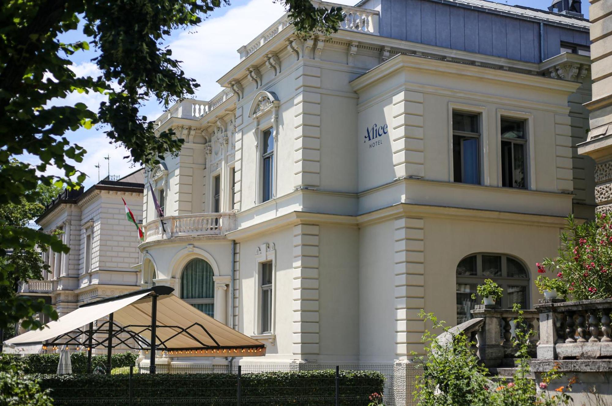 Alice Hotel, Budapest